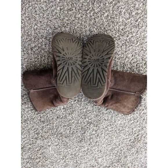 UGG Bailey Button Triplet Tall Boots Womens Size 6 Dark Brown SN 1873 - Picture 6 of 7